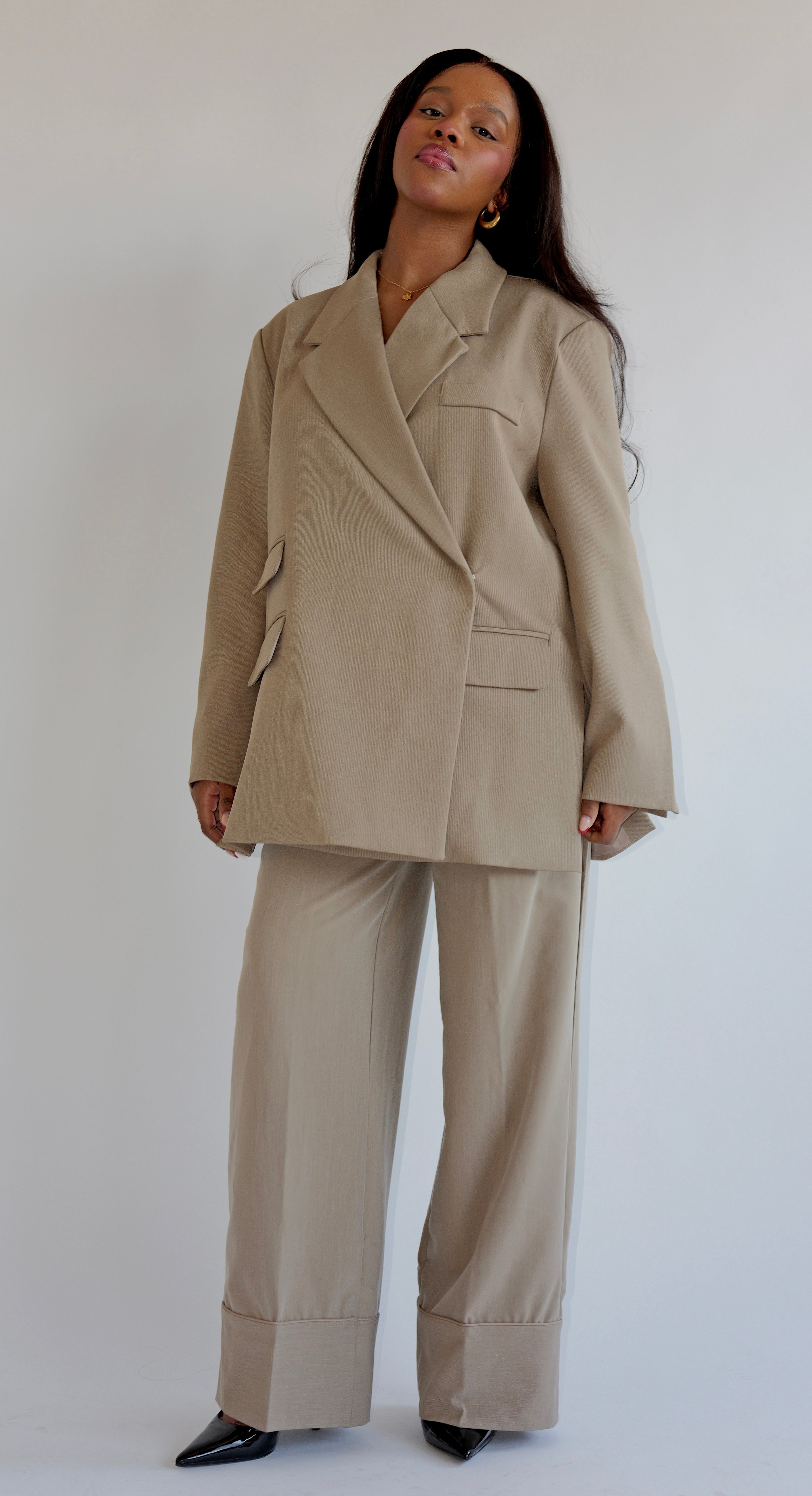 KÉMI - Ensemble Tailoring (Beige)